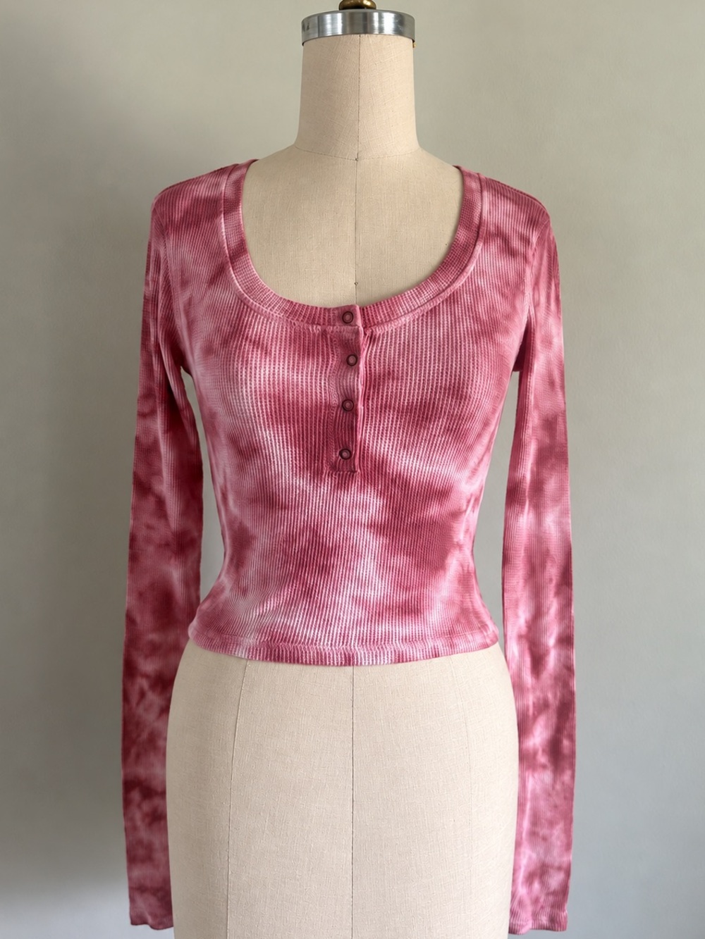Aeropostale Pink Tie Dye Waffle Knit Henley Long Sleeve Top S
